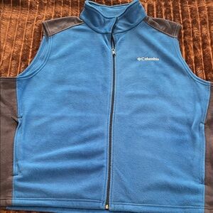Columbia Two-Tone Blue and Gray Fleece Vest